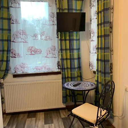 Habitación en casa particular Monteurzimmer Ahnetal Einzelzimmer Mit Eigenem Bad