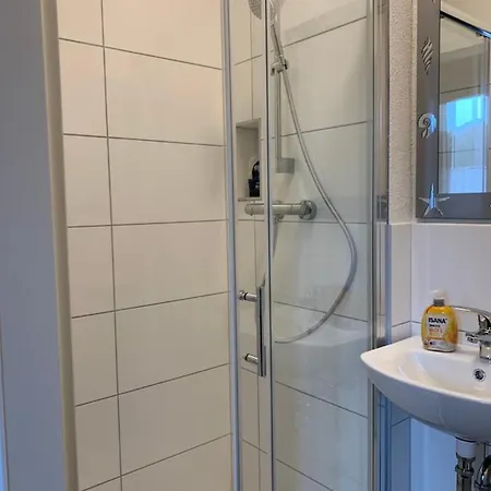 Monteurzimmer Ahnetal Einzelzimmer Mit Eigenem Bad Habitación en casa particular *
